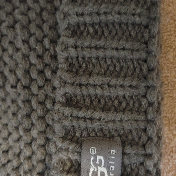 🐨 Ugg Hat - Picture 9 of 9